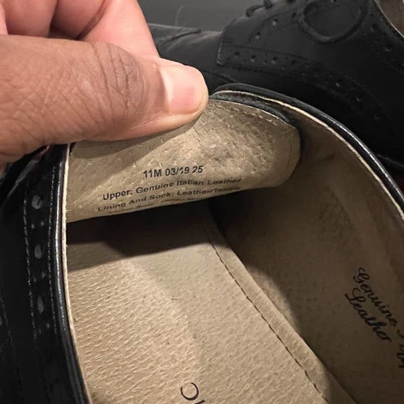 Banana Republic Mens Black Italian Leather Dress Shoes Wingtip Oxfords Size 11M - Picture 11 of 11